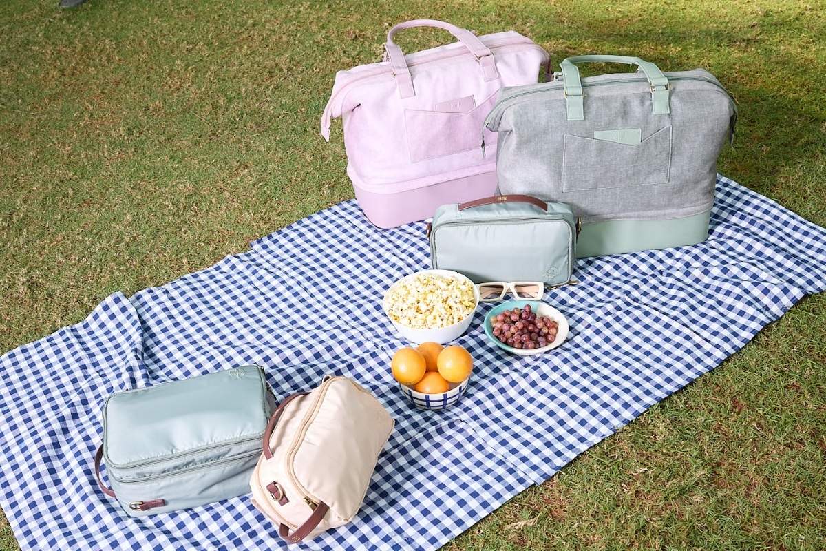 Best Travel Gifts For Women Under 5 000