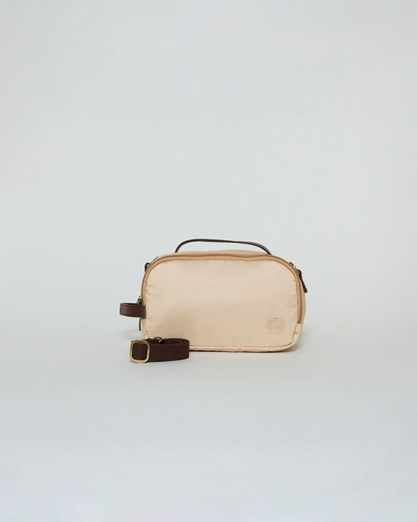 Glowkit - Makeup + Toiletry Bag in Creme